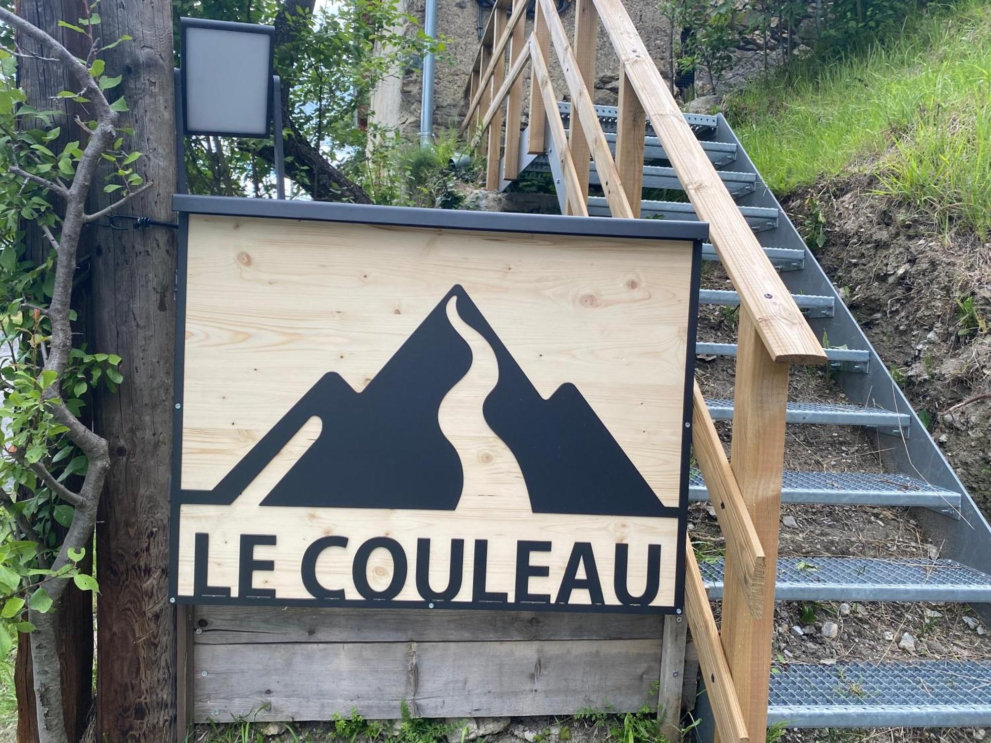 Bed and Breakfast Le Couleau Шатору-лез-Альп Экстерьер фото